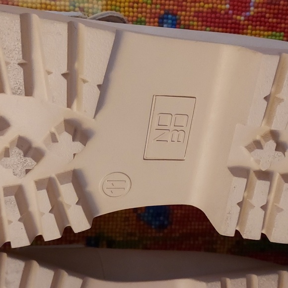 Womens No Boundaries Lug Slip-on Loafers - Picture 9 of 11